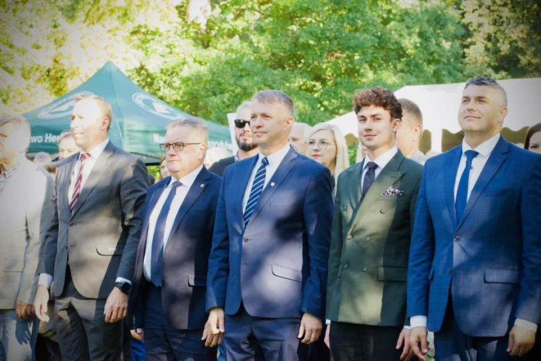 Hubertus w Ziębicach. Myśliwi świętowali w Parku Miejskim