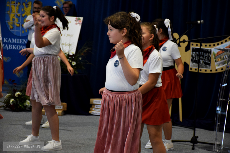 Szkoła, która wychowała pokolenia. „Jedynka” w Kamieńcu Ząbkowickim ma już 80 lat [foto]