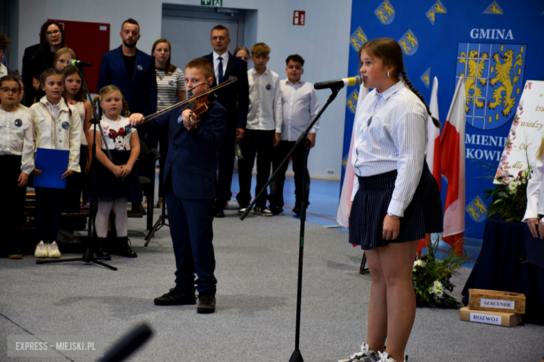 Szkoła, która wychowała pokolenia. „Jedynka” w Kamieńcu Ząbkowickim ma już 80 lat [foto]