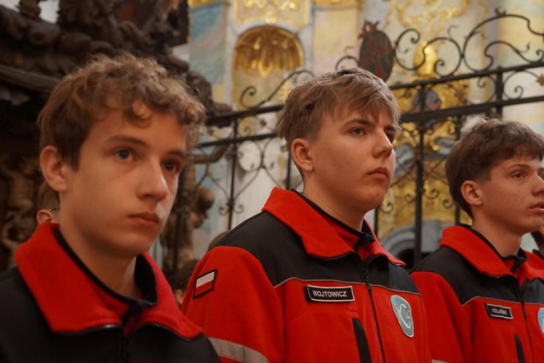 Kadeci z Henrykowa złożyli ślubowanie. Wyróżniono także nauczycieli
