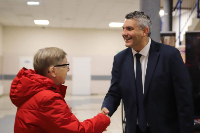 „Tercet, czyli Kwartet” wystąpił w Ząbkowicach Śląskich. Seniorzy świętowali w Hali Słonecznej