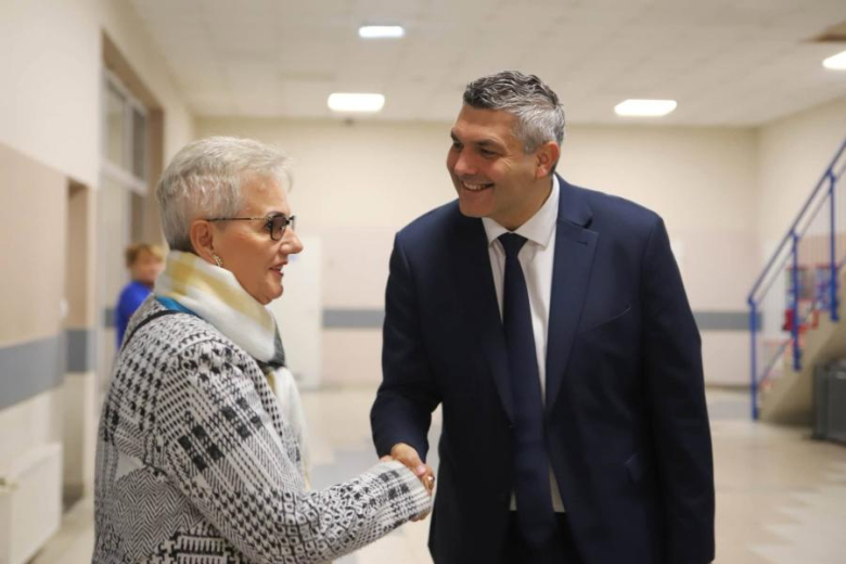 „Tercet, czyli Kwartet” wystąpił w Ząbkowicach Śląskich. Seniorzy świętowali w Hali Słonecznej