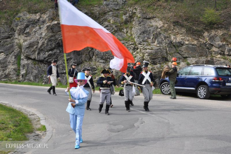 Pierwszomajowy pochód w Srebrnej Górze