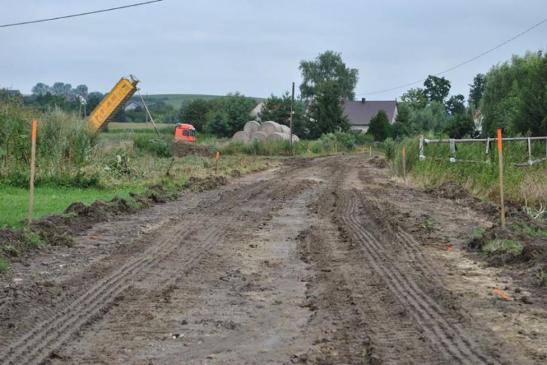 Trwają prace remontowe przy przebudowie ulicy Krótkiej i Oławskiej w Ziębicach