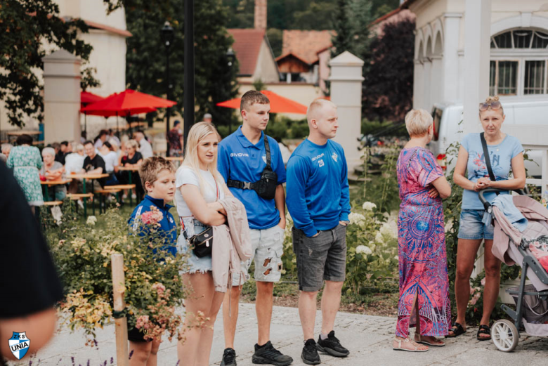 Piknik Sportowy w Złotym Stoku z okazji awansu. Unia otrzymała dodatkowe wsparcie finansowe