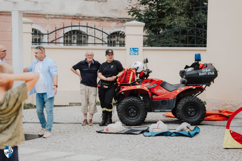 Piknik Sportowy w Złotym Stoku z okazji awansu. Unia otrzymała dodatkowe wsparcie finansowe