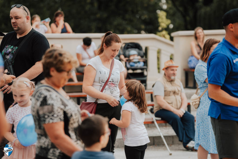 Piknik Sportowy w Złotym Stoku z okazji awansu. Unia otrzymała dodatkowe wsparcie finansowe
