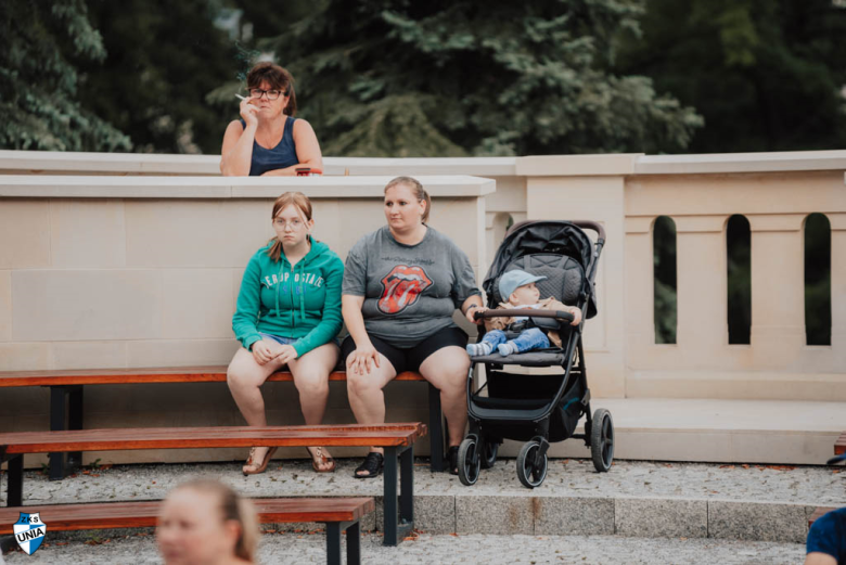 Piknik Sportowy w Złotym Stoku z okazji awansu. Unia otrzymała dodatkowe wsparcie finansowe