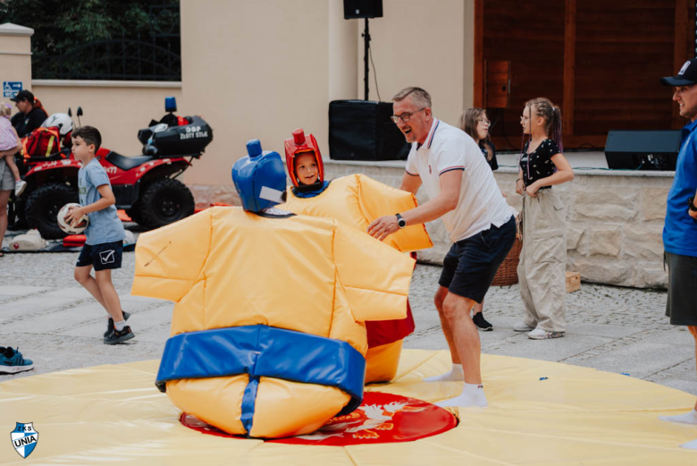 Piknik Sportowy w Złotym Stoku z okazji awansu. Unia otrzymała dodatkowe wsparcie finansowe
