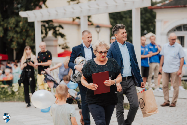 Piknik Sportowy w Złotym Stoku z okazji awansu. Unia otrzymała dodatkowe wsparcie finansowe