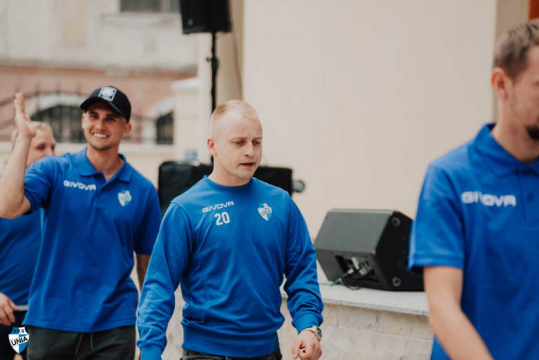Piknik Sportowy w Złotym Stoku z okazji awansu. Unia otrzymała dodatkowe wsparcie finansowe