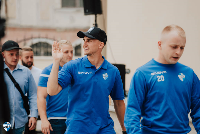 Piknik Sportowy w Złotym Stoku z okazji awansu. Unia otrzymała dodatkowe wsparcie finansowe