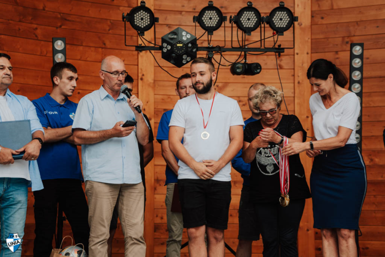 Piknik Sportowy w Złotym Stoku z okazji awansu. Unia otrzymała dodatkowe wsparcie finansowe