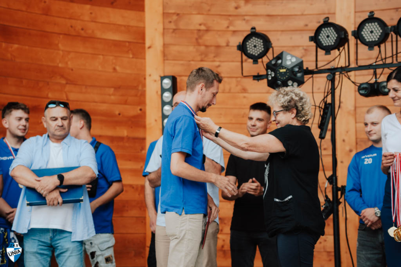Piknik Sportowy w Złotym Stoku z okazji awansu. Unia otrzymała dodatkowe wsparcie finansowe