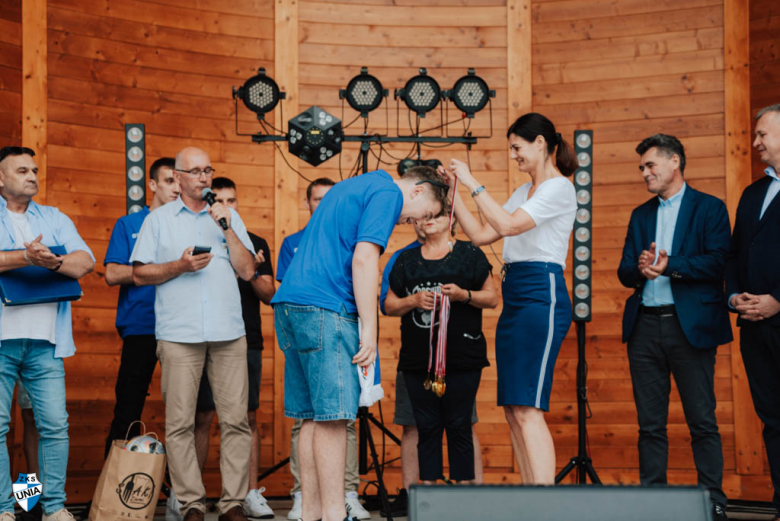 Piknik Sportowy w Złotym Stoku z okazji awansu. Unia otrzymała dodatkowe wsparcie finansowe