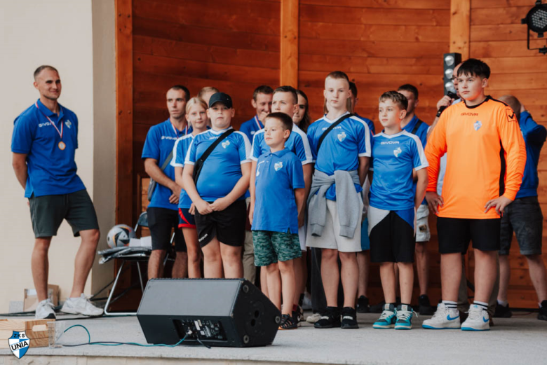 Piknik Sportowy w Złotym Stoku z okazji awansu. Unia otrzymała dodatkowe wsparcie finansowe