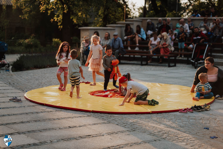 Piknik Sportowy w Złotym Stoku z okazji awansu. Unia otrzymała dodatkowe wsparcie finansowe