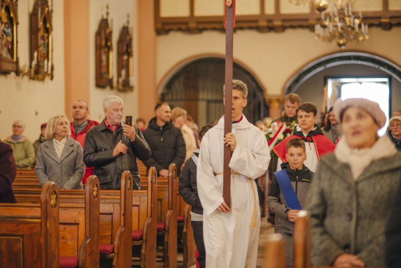 Narodowe Święto Niepodległości w Złotym Stoku – wspólna modlitwa, przemarsz i hołd dla Ojczyzny