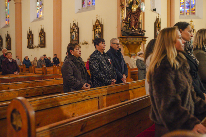 Narodowe Święto Niepodległości w Złotym Stoku – wspólna modlitwa, przemarsz i hołd dla Ojczyzny
