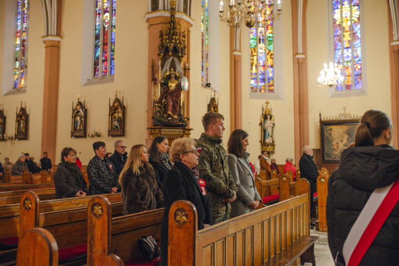 Narodowe Święto Niepodległości w Złotym Stoku – wspólna modlitwa, przemarsz i hołd dla Ojczyzny