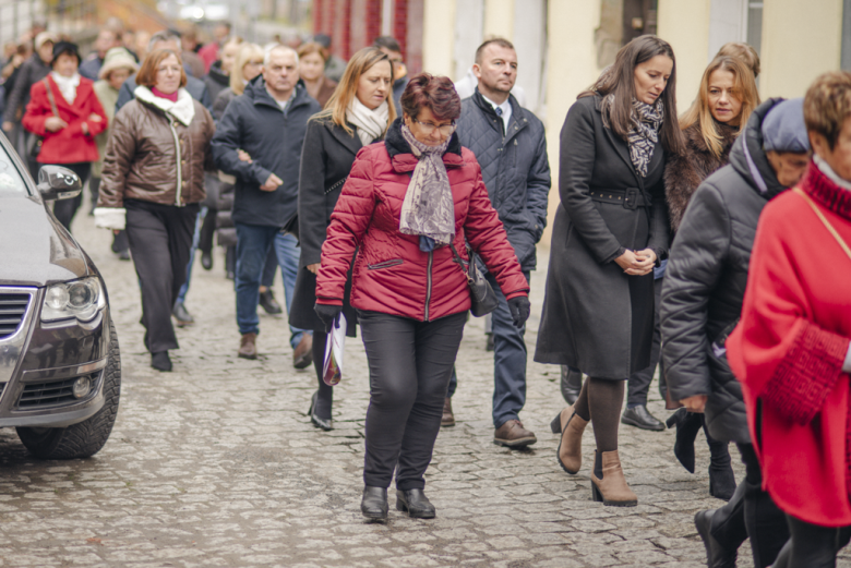 Narodowe Święto Niepodległości w Złotym Stoku – wspólna modlitwa, przemarsz i hołd dla Ojczyzny