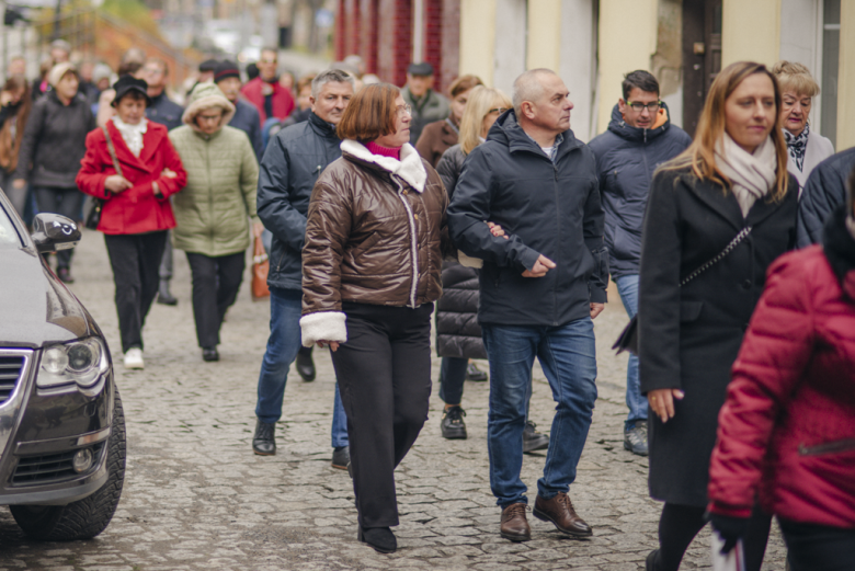 Narodowe Święto Niepodległości w Złotym Stoku – wspólna modlitwa, przemarsz i hołd dla Ojczyzny