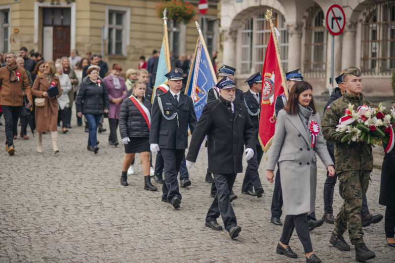 Narodowe Święto Niepodległości w Złotym Stoku – wspólna modlitwa, przemarsz i hołd dla Ojczyzny