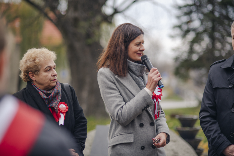 Narodowe Święto Niepodległości w Złotym Stoku – wspólna modlitwa, przemarsz i hołd dla Ojczyzny