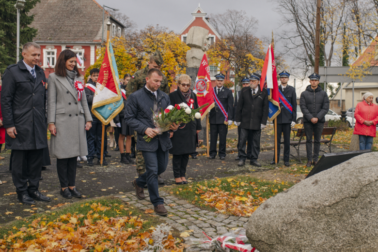Narodowe Święto Niepodległości w Złotym Stoku – wspólna modlitwa, przemarsz i hołd dla Ojczyzny