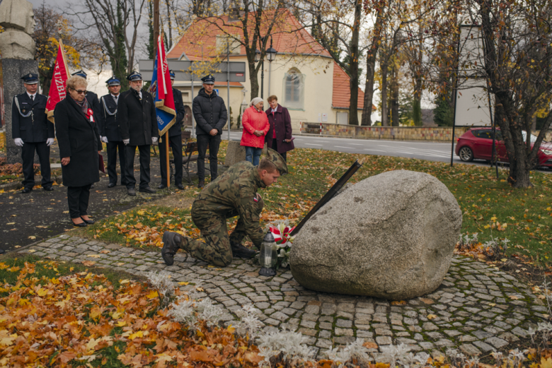 Narodowe Święto Niepodległości w Złotym Stoku – wspólna modlitwa, przemarsz i hołd dla Ojczyzny