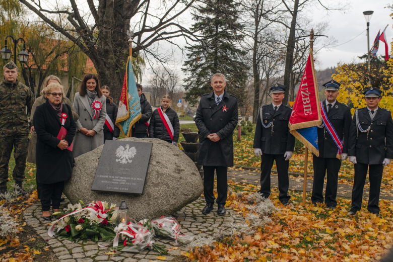 Narodowe Święto Niepodległości w Złotym Stoku – wspólna modlitwa, przemarsz i hołd dla Ojczyzny