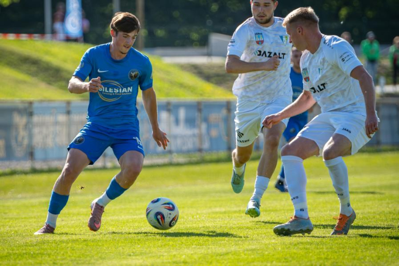 IV liga: Orzeł Ząbkowice Śląskie 3:1 (0:1) AKS Strzegom