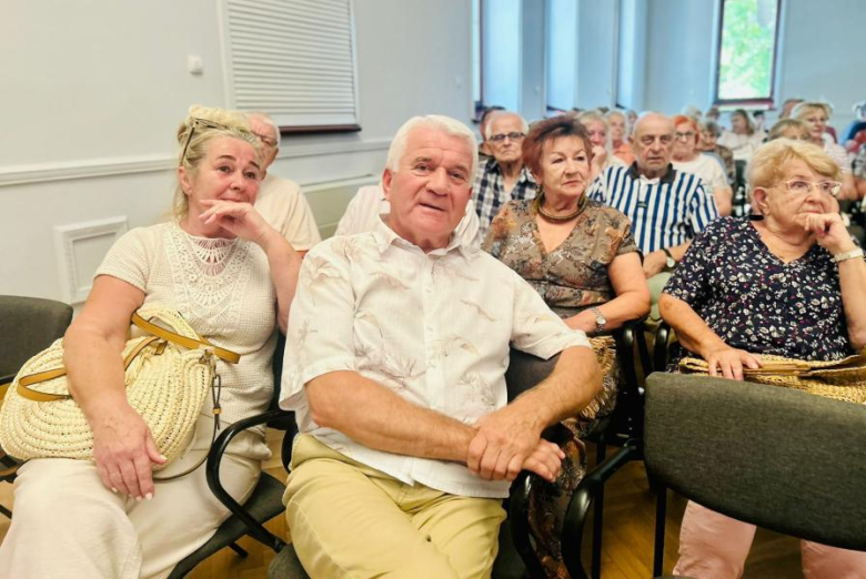 Ruszył Program Karty Seniora Aglomeracji Wrocławskiej – Jak otrzymać kartę i korzystać ze zniżek?