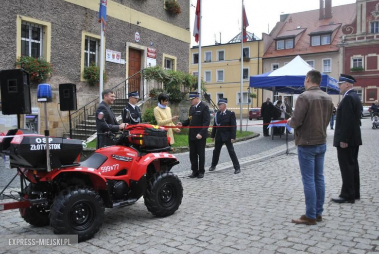 Oficjalne przekazanie quada strażakom-ochotnikom ze Złotego Stoku