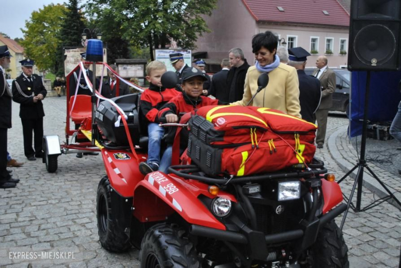 Oficjalne przekazanie quada strażakom-ochotnikom ze Złotego Stoku