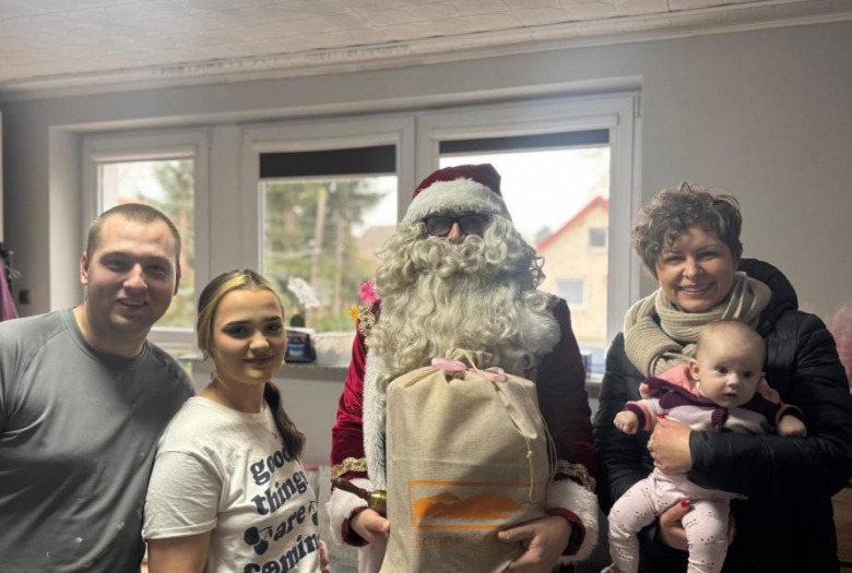 Mikołajowa delegacja z wizytą u najmłodszych mieszkańców gminy