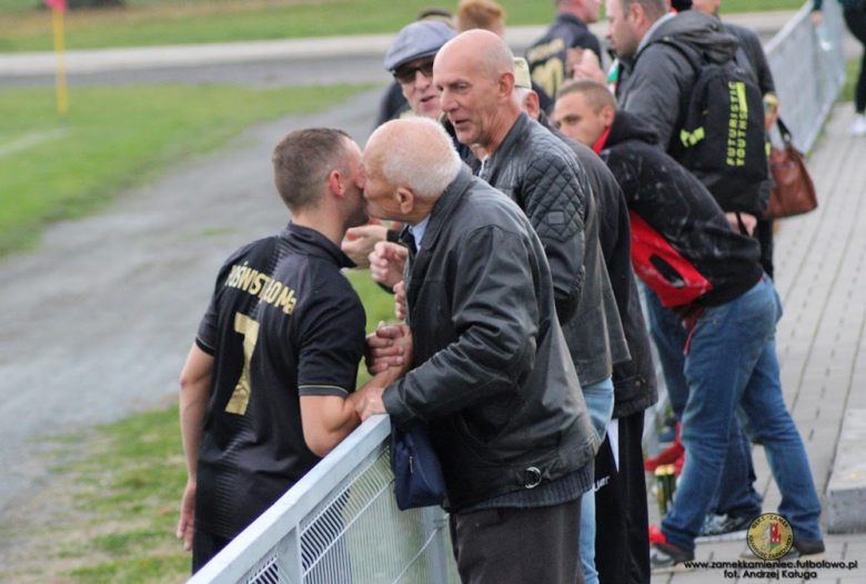 Klasa okręgowa: Zamek Kamieniec Ząbkowicki 0:3 (0:2) Trojan Lądek-Zdrój