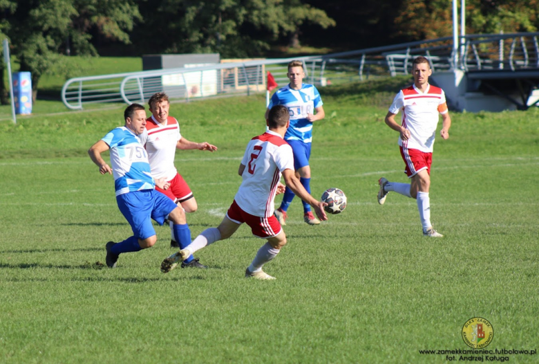 Klasa okręgowa: Zamek Kamieniec Ząbkowicki 0:0 Karolina Jaworzyna Śląska