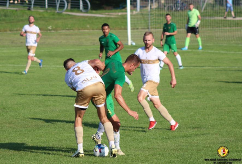 Klasa okręgowa: Zamek Kamieniec Ząbkowicki 1:1 (0:0) AKS Strzegom