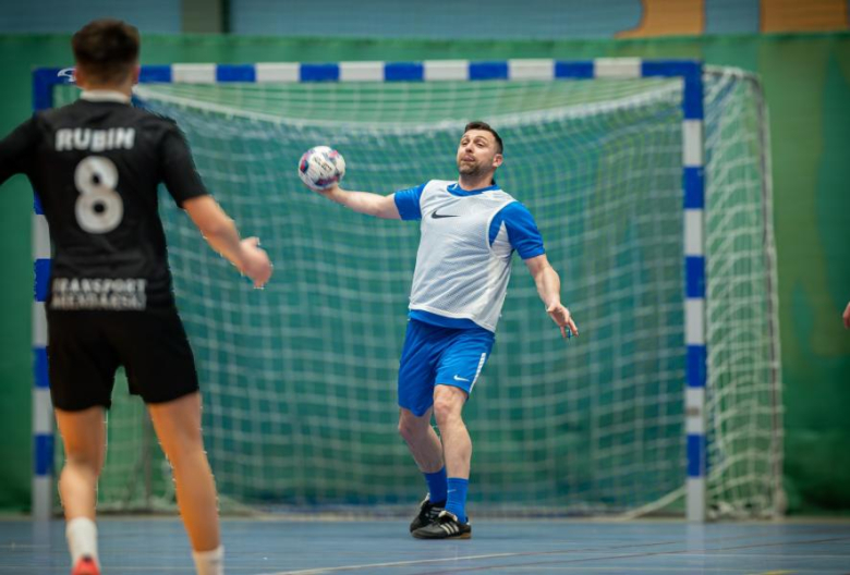Ząbkowicka Liga Futsalu wkroczyła w decydującą fazę. Znamy cztery ekipy, które zawalczą o mistrza