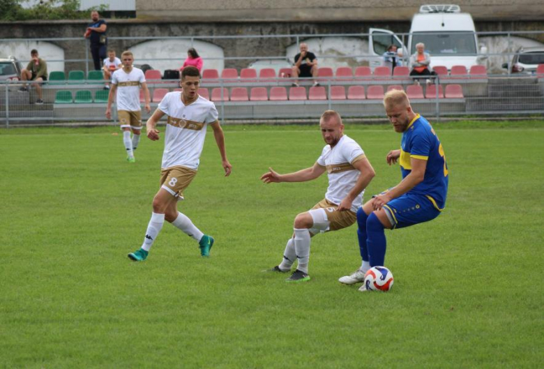 Klasa okręgowa: Zamek Kamieniec 2:1 (0:1)  LKS Bystrzyca Górna