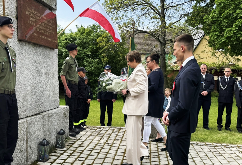 Gminne obchody święta Konstytucji 3 maja w Budzowie