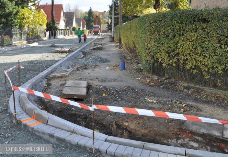 Remont ul. Żeromskiego w Ząbkowicach Śląskich nadal trwa