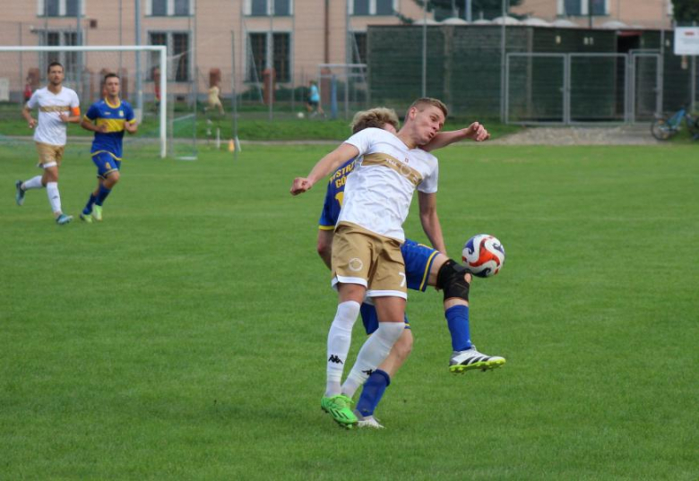 Klasa okręgowa: Zamek Kamieniec 2:1 (0:1)  LKS Bystrzyca Górna