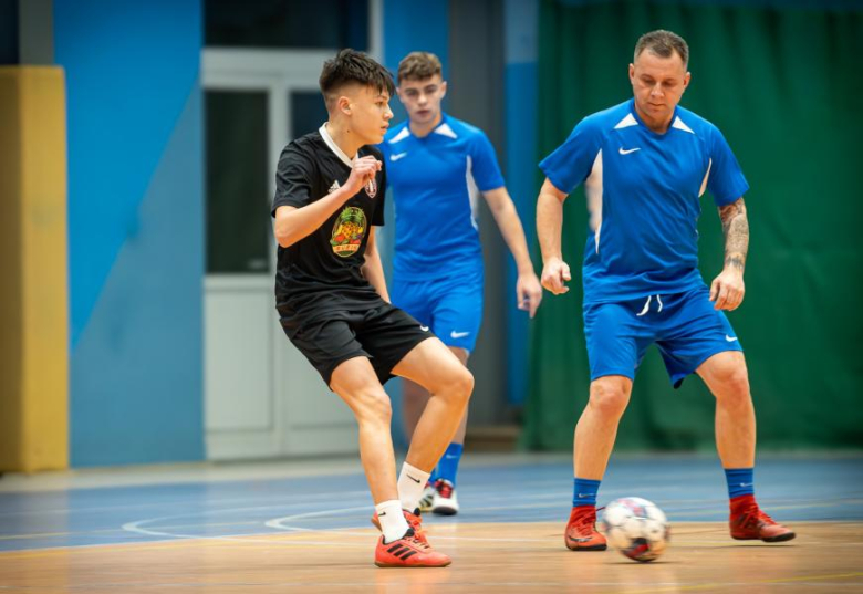 Ząbkowicka Liga Futsalu wkroczyła w decydującą fazę. Znamy cztery ekipy, które zawalczą o mistrza