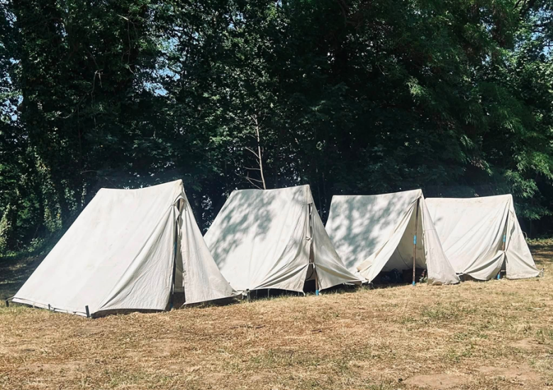 Średniowieczny Piknik w Dworku Służejów przyciągnął miłośników historii