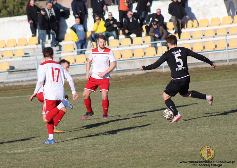 Klasa okręgowa: Zamek Kamieniec Ząbkowicki 4:0 (2:0) Pogoń Pieszyce