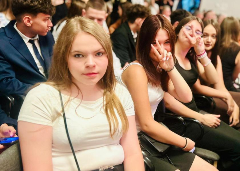 Uroczyste pożegnanie absolwentów Szkoły Podstawowej nr 4 w Ziębicach