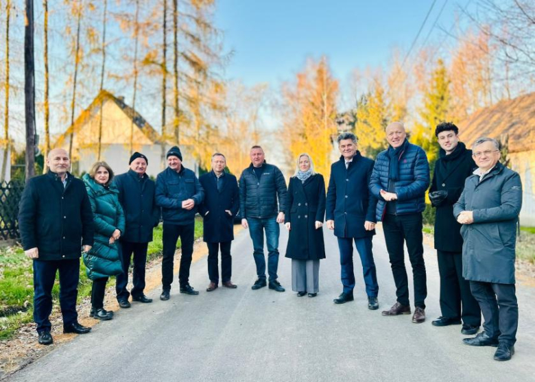 Trzy odcinki dróg powiatowych wyremontowane dzięki porozumieniu gminy i powiatu