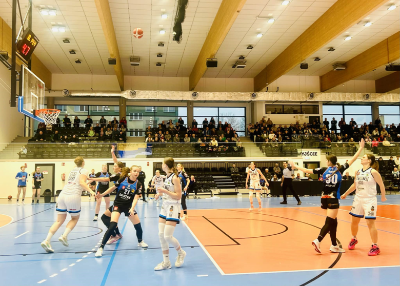 Walentynkowe spotkanie Sparta Ziębice – Brother MUKS Poznań w koszykówce kobiet